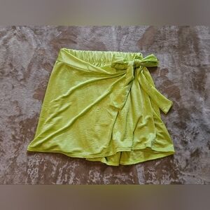 NWT Fashion Nova lime green satin-like wrap skirt size M